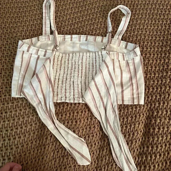Abercrombie & Fitch Cropped Linen blend Tank - Stripped - SIZE LARGE - Picture 4 of 6